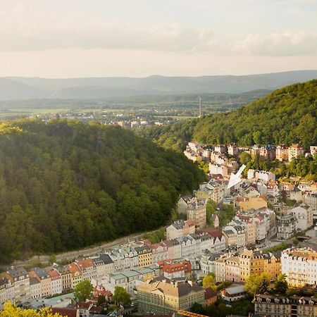 Rezidence Makart Apartment Karlovy Vary Bagian luar foto